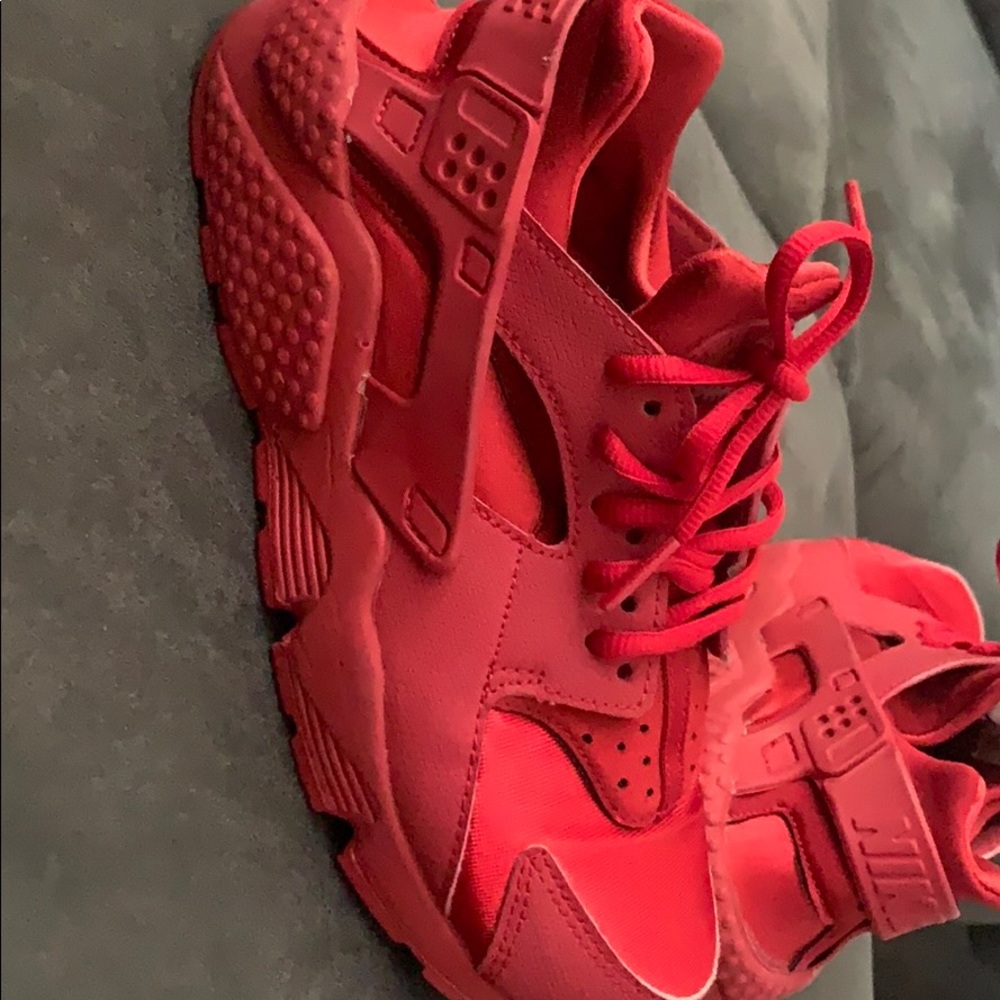 red huraches - Picture 3 of 3